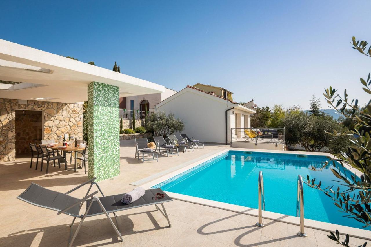 Villa Tela With Pool زابوريتش المظهر الخارجي الصورة