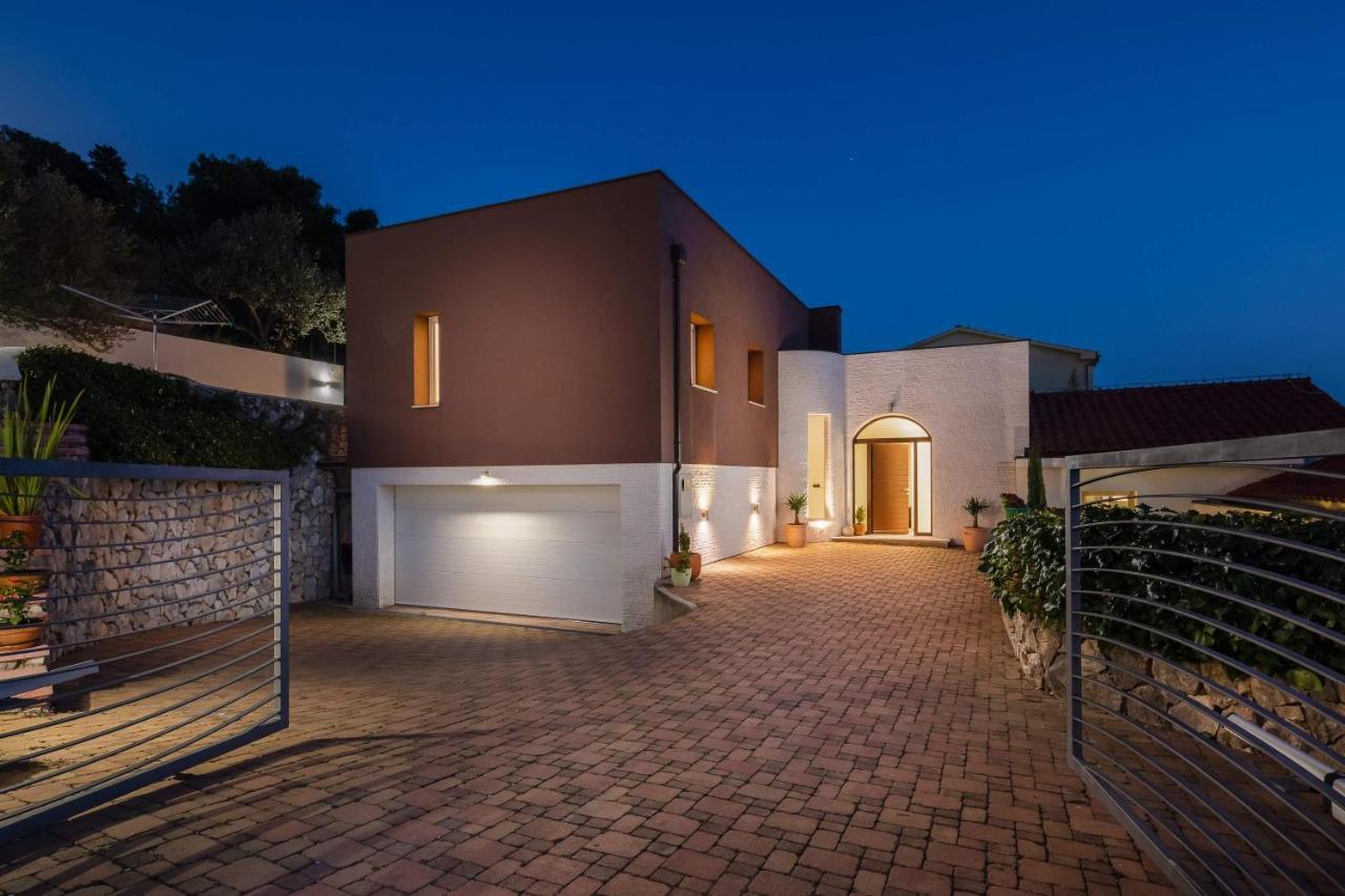 Villa Tela With Pool زابوريتش المظهر الخارجي الصورة