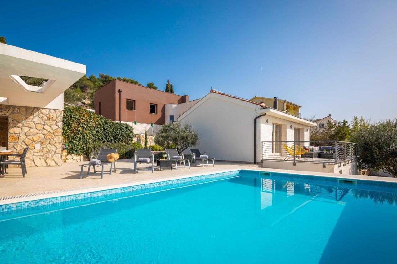 Villa Tela With Pool زابوريتش المظهر الخارجي الصورة